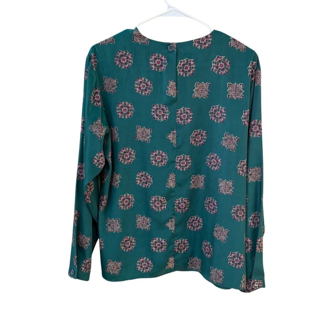 Fashion Update Blouse Womens SZ M Teal Green Medallion Geometric Silk Look Retro - Picture 3 of 11